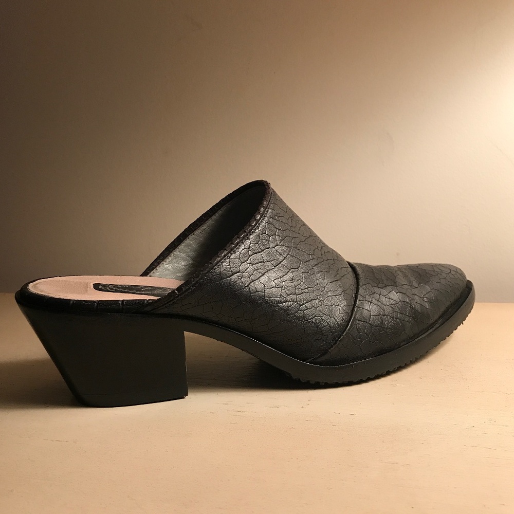 SALPY HAND CRAFTED DALLAS MULES - Picture 7 of 13